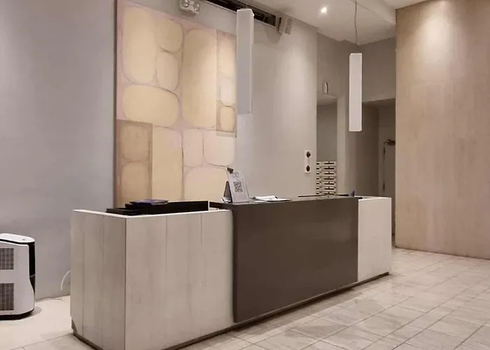 Apartment New! Stylish And Chic 2br Bgc High Street